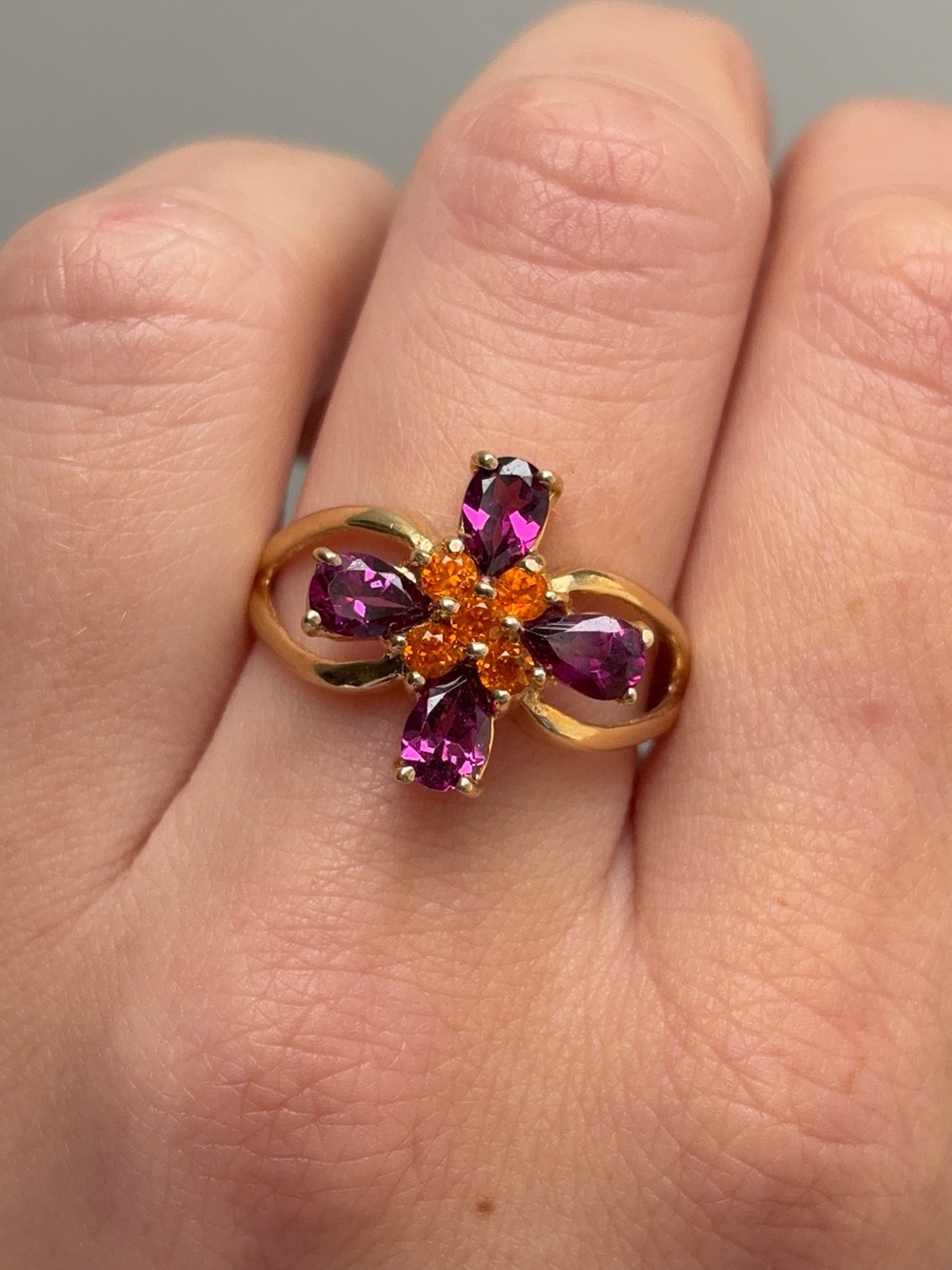 10K Yellow Gold Vintage Citrine & Rhodolite Garnet Gemstone Flower Ring